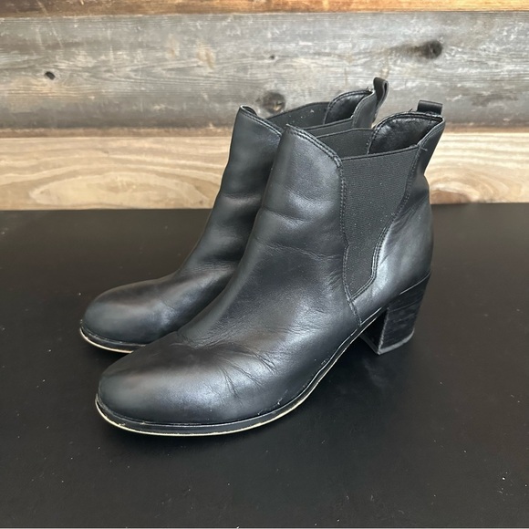 Sam Edelman Justin Black Leather Block Heeled Ankle Pull On Booties Boots 9.5 - Picture 2 of 11